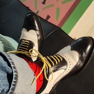 Allen Edmonds Black and White Wingtip Oxfords